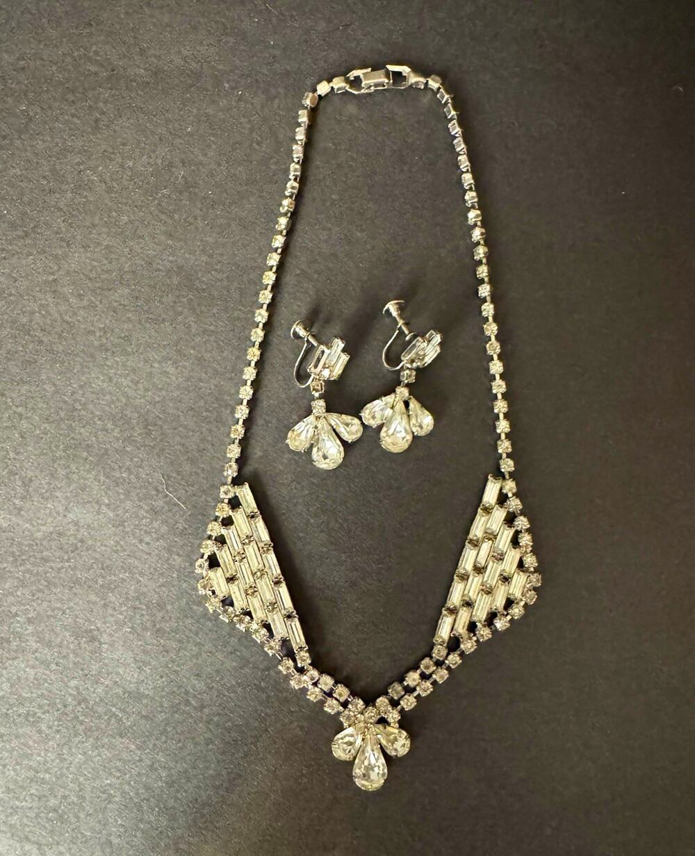 Vtg 1950s Clear Rhinestone Baguette Teardrop Pendant Necklace Earring Set Demi